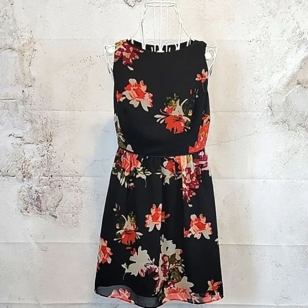 Loft sleeveless mini dress floral print Women's Size 0